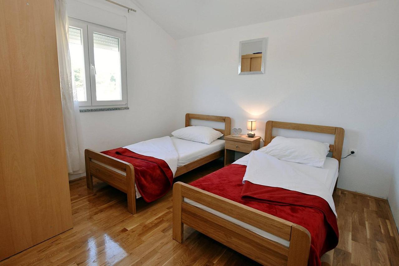 Blue Mate Apartment Bibinje Exterior photo